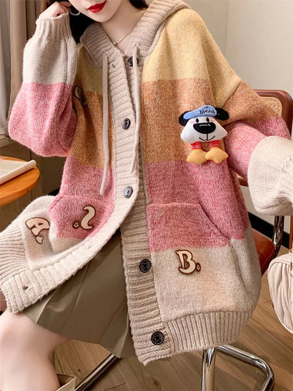 Cárdigan con capucha y bloques de color para mujer con un adorable perro de peluche - Abrigo de punto extragrande kawaii