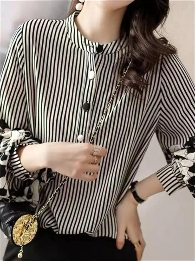 Blusa de gasa a rayas con mangas farol y diseño estampado para mujer