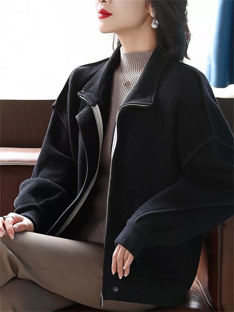 Beigefarbener Wollmantel mit Farbblock-Design und Reißverschluss für Damen