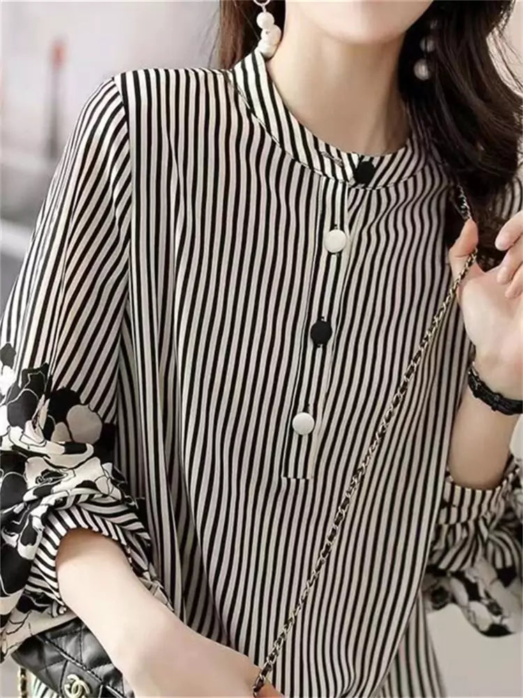 Blusa de gasa a rayas con mangas farol y diseño estampado para mujer