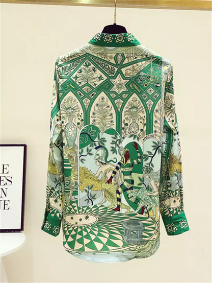 Hochwertige Chiffonbluse mit Retro-Print