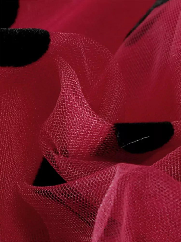 Hochwertiger roter Midirock aus beflocktem Tüll im französischen Vintage-Stil mit Herzmuster für Damen