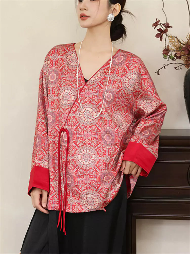 Elegant Silk Hanfu Coat with Modern Design