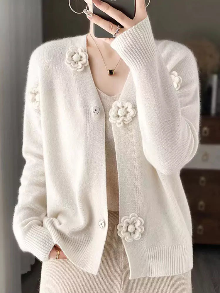 Romantischer V-Ausschnitt, 3D-Häkelstickerei, Strickcardigan für Damen