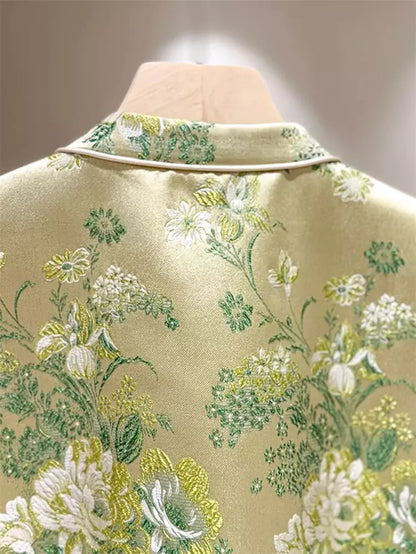 Luxury Jacquard Vest for Women – Vintage Chinese Style Waistcoat with Frog Buttons for Spring & Autumn