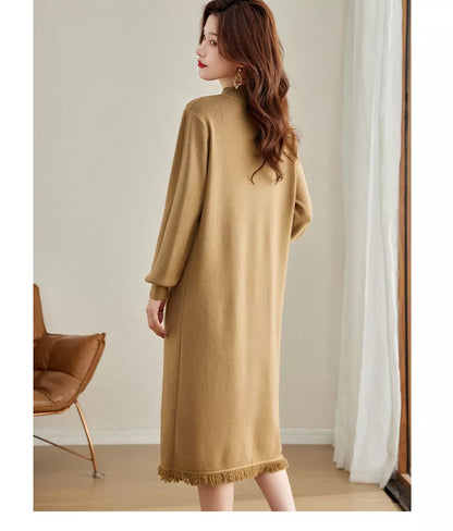 Strickkleid mit Quasten, das über das Knie reicht, für Damen