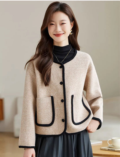 Kurze Wolljacke mit Farbblockmuster für Damen