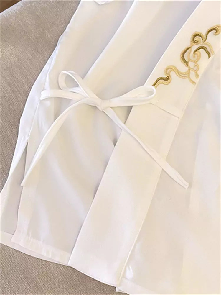 Vintage Crossover Collar Short Sleeve Embroidered Chinese Hanfu Blouse for Women