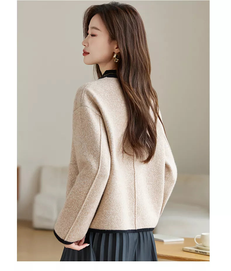 Chaqueta corta de lana con bloques de color para mujer