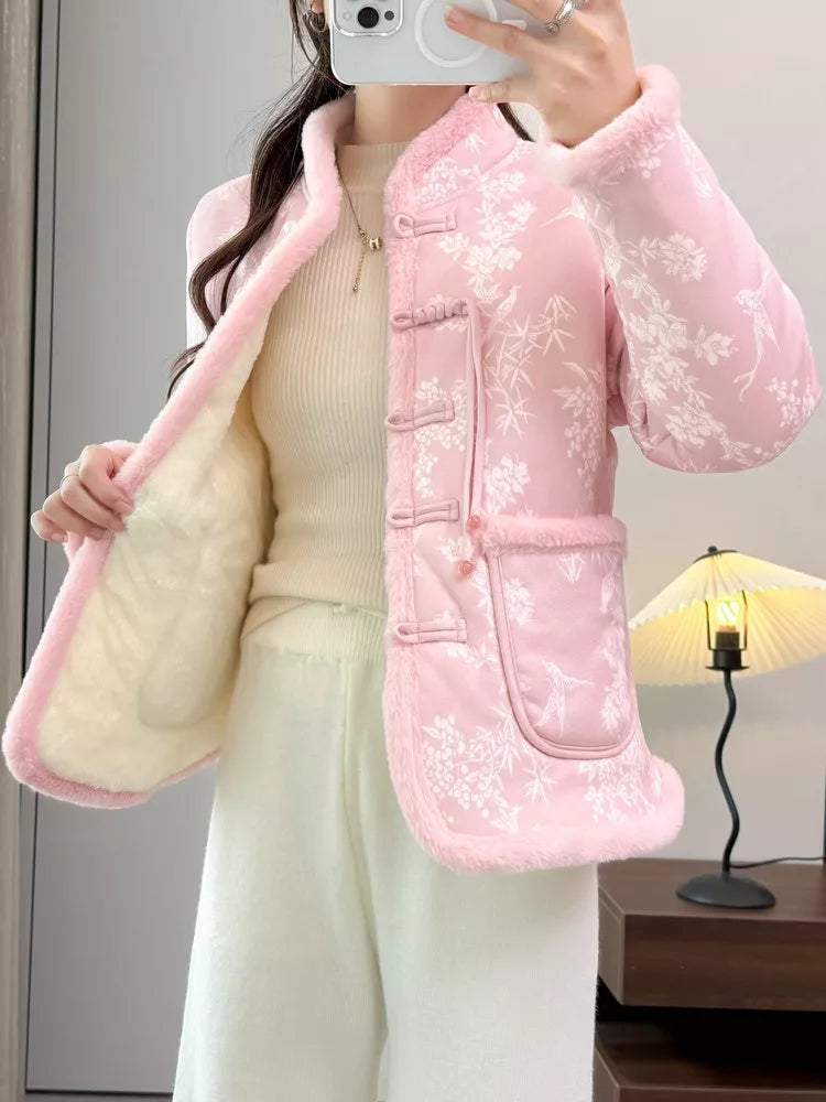 Grüne, wattierte Steppjacke im chinesischen Stil mit Stehkragen und Blumenmuster für Damen