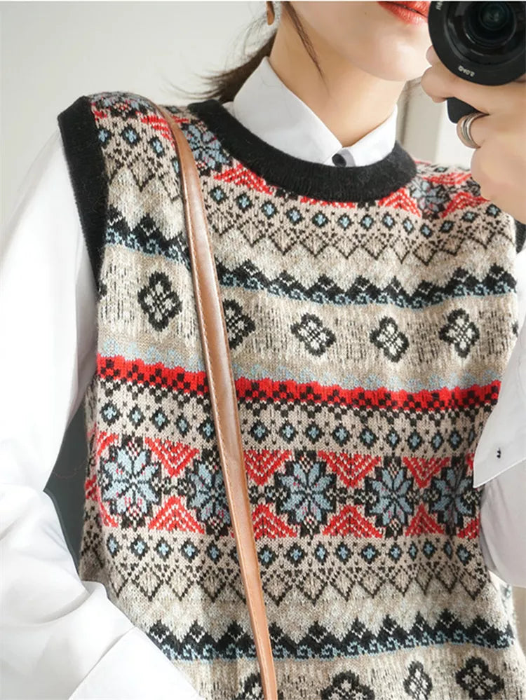 90s Vintage Style Geometric Sweater Tank - Preppy Academia Aesthetic