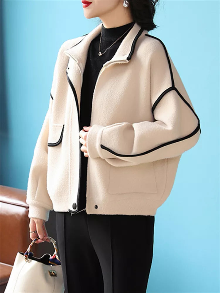 Beigefarbener Wollmantel mit Farbblock-Design und Reißverschluss für Damen