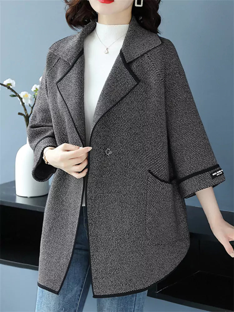 Plus Size Loose Knit Cardigan for Women with Notched Collar and 3/4 Sleeves