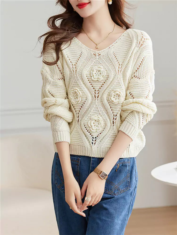 Elegant Cropped Knit Sweater with Hollow-Out Design Women