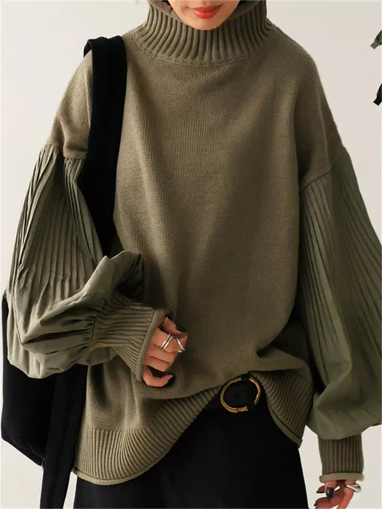 Damenpullover mit hohem Kragen, Falten und Laternenärmeln – Strickpullover aus Materialmix