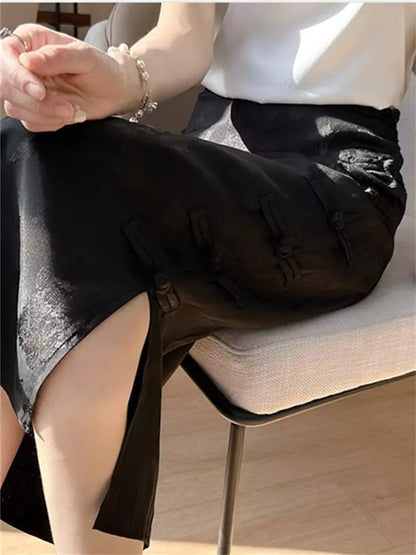 High-Waist Green Satin Jacquard Pencil Skirt with Frog Buttons and Slit