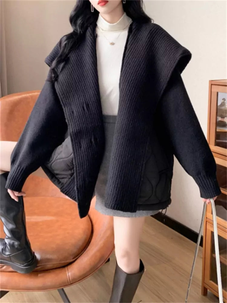 Beige-blaue Strickjacke mit Kragen für Damen