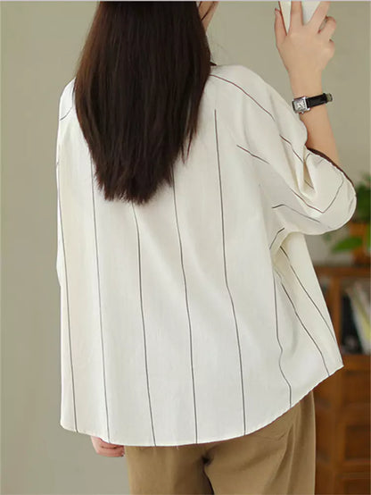 Preppy-Bluse mit Farbblock-Design, Peter-Pan-Kragen, Streifen und kurzen Ärmeln für Damen