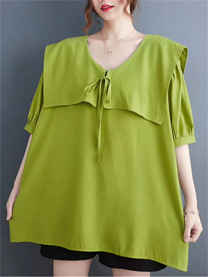 Sommerliches Kurzarmhemd in Übergröße mit lockerer Passform, Cape-Detail und Puppenkragen – locker geschnitten, in großen Größen.