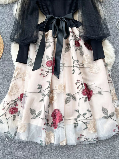 Elegant French Style Knitted Spliced Floral Mesh Dress