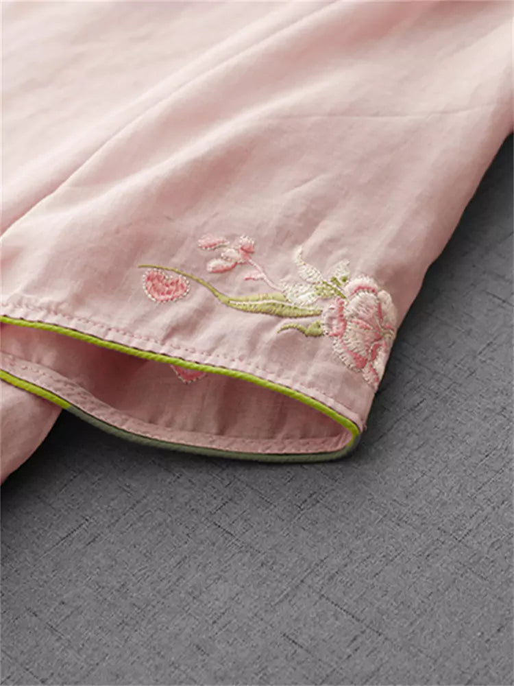 Vintage-Bluse aus Baumwoll-Leinen-Mischgewebe mit diagonal verlaufender, bestickter Knopfleiste in Rosa für Damen