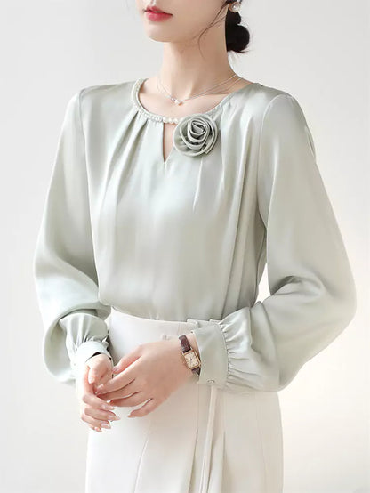 Französische Vintage-Bluse aus rosafarbenem Satin mit Perlenverzierungen