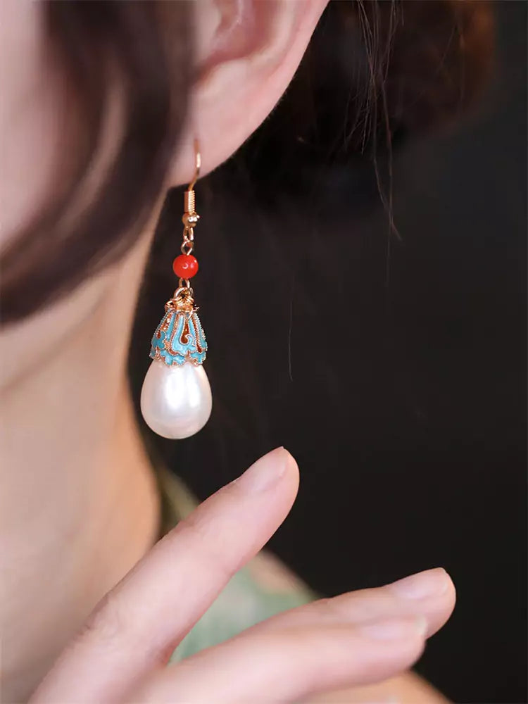 Nuevos pendientes colgantes de estilo chino clásico con perlas cloisonné, diseño elegante.