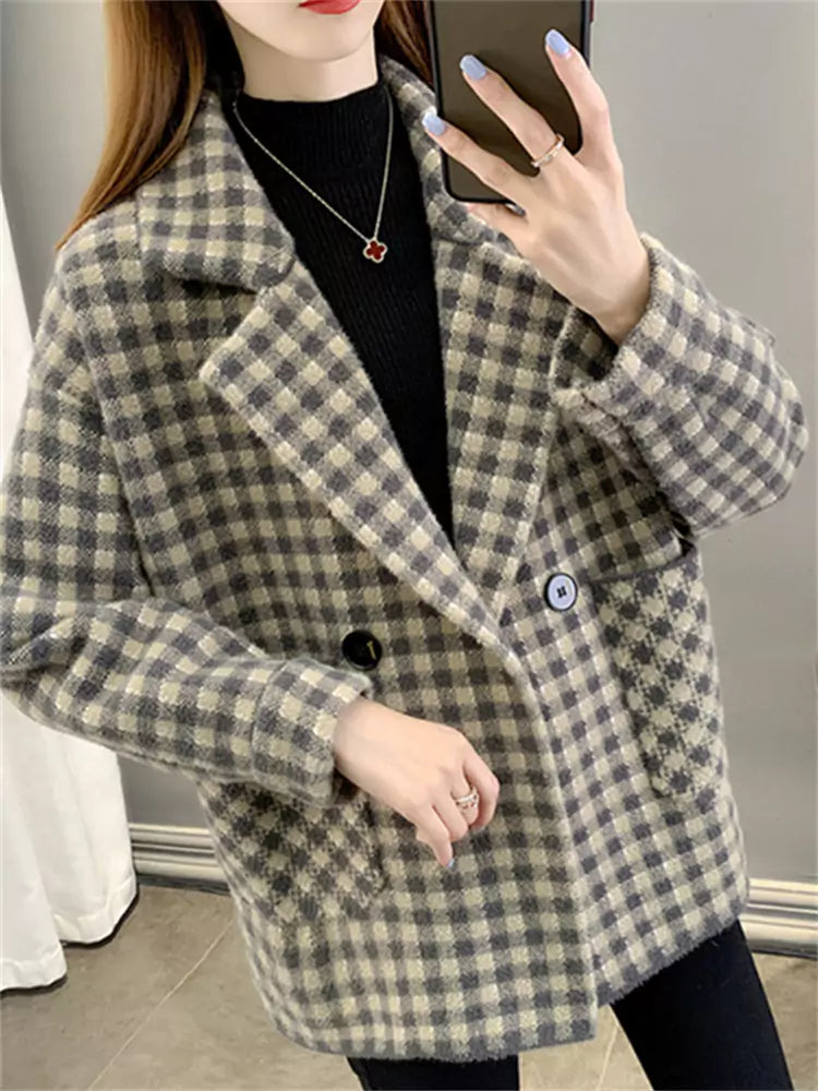 Women’s Short Plaid Wool Blend Coat – Loose Fit Autumn Winter Blazer Collar Outerwear