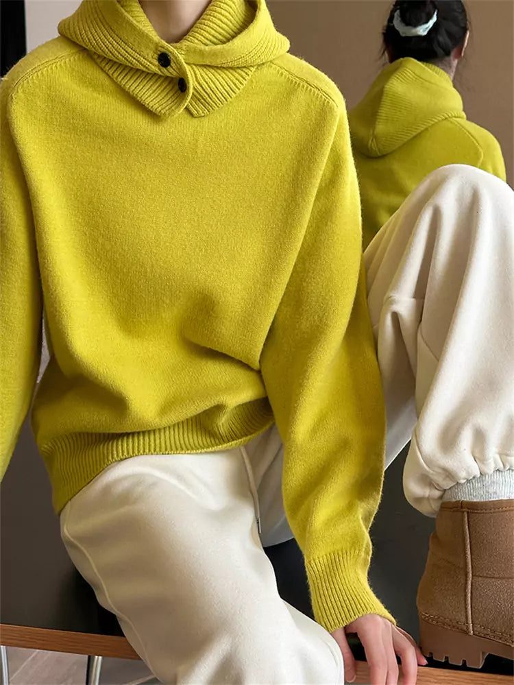Gelber Damen-Strickpullover mit abnehmbarer Kapuze und Rundhalsausschnitt mit Design