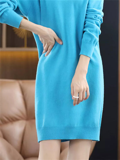 Grüner Damen-Wollpullover mit V-Ausschnitt, lockerer Passform und mittellangem, figurbetontem Design