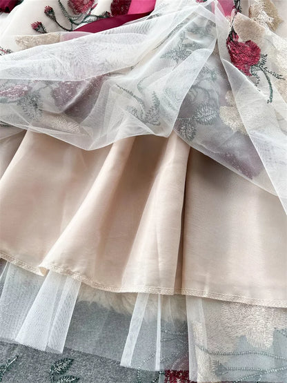 Elegant French Style Knitted Spliced Floral Mesh Dress