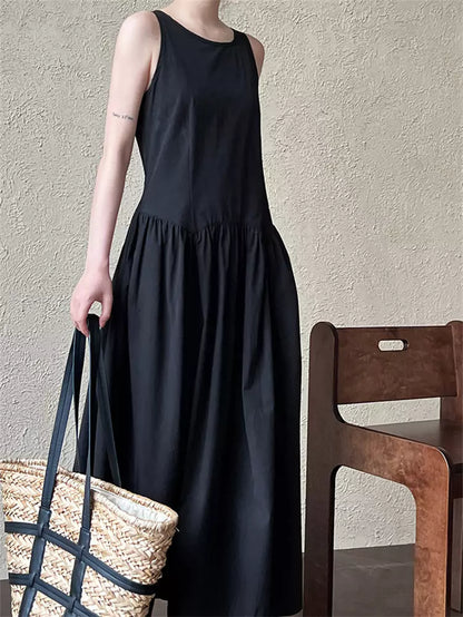 Lila minimalistisches, schickes, plissiertes Tanktop-Maxikleid in A-Linie