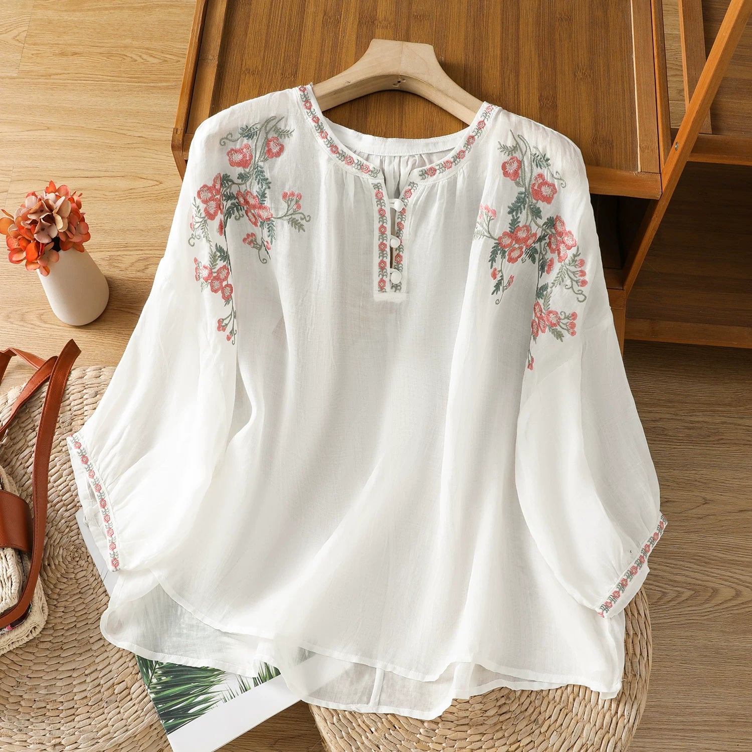 Embroidered Floral Top in Linen-Look Textured Fabric