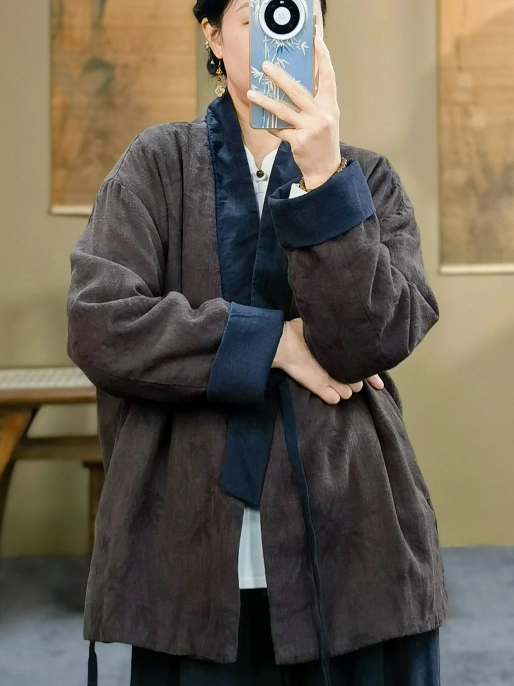 Women's New Chinese Style Cotton Coat with V-Neck and Floral Print