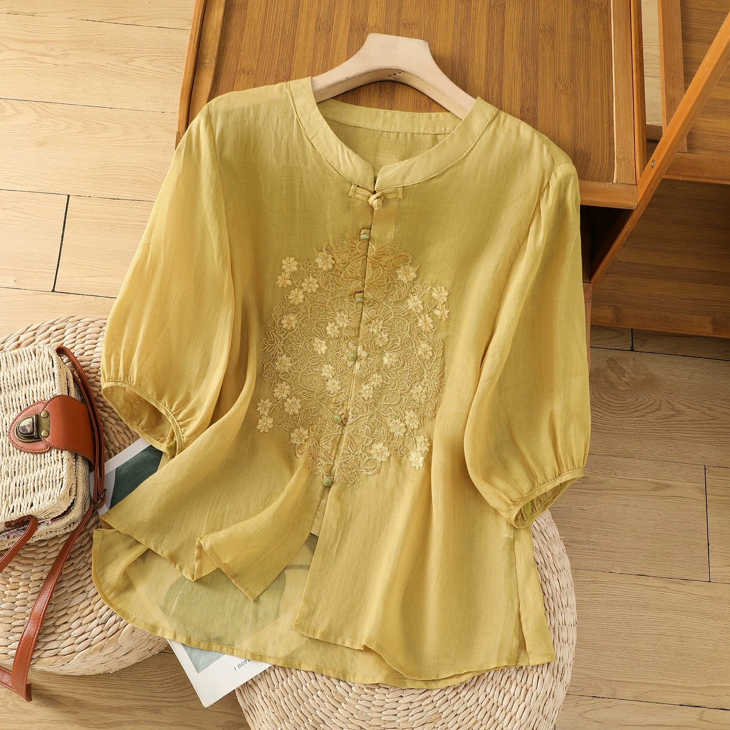Cotton-Linen Blouse with Floral Lace Embroidery