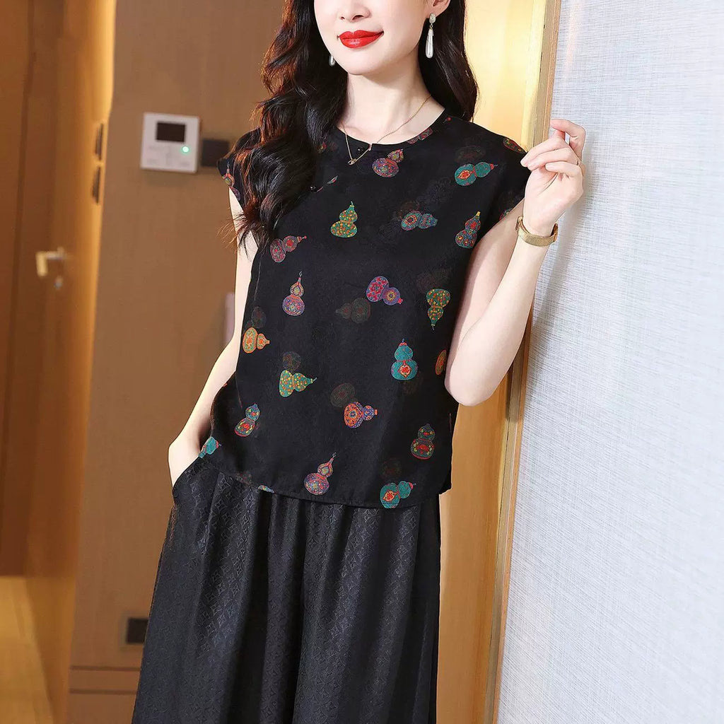 Gourd-Print Silky-Feel Top with Elbow Sleeves