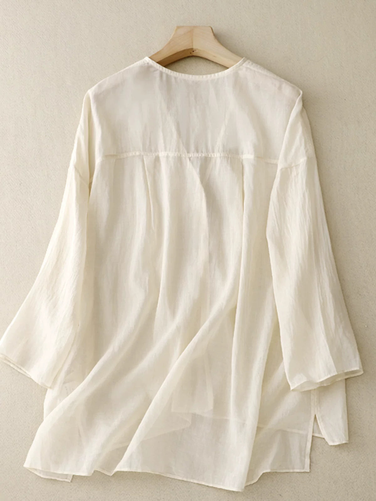 Cotton Linen V-Neck Three Quarter Sleeve Shirt