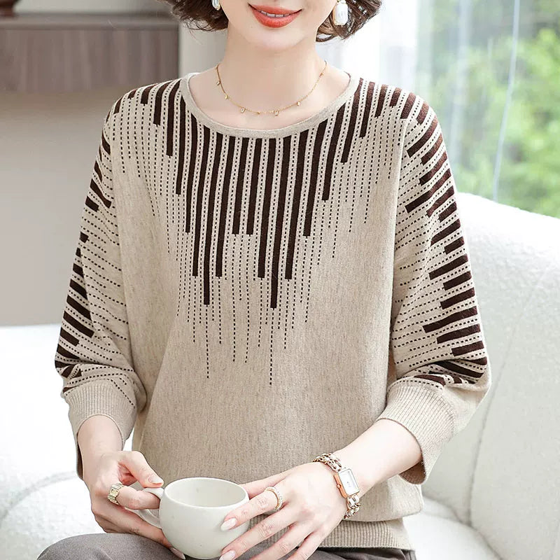 Geometric Jacquard Half Sleeve Knit Top in Polyester