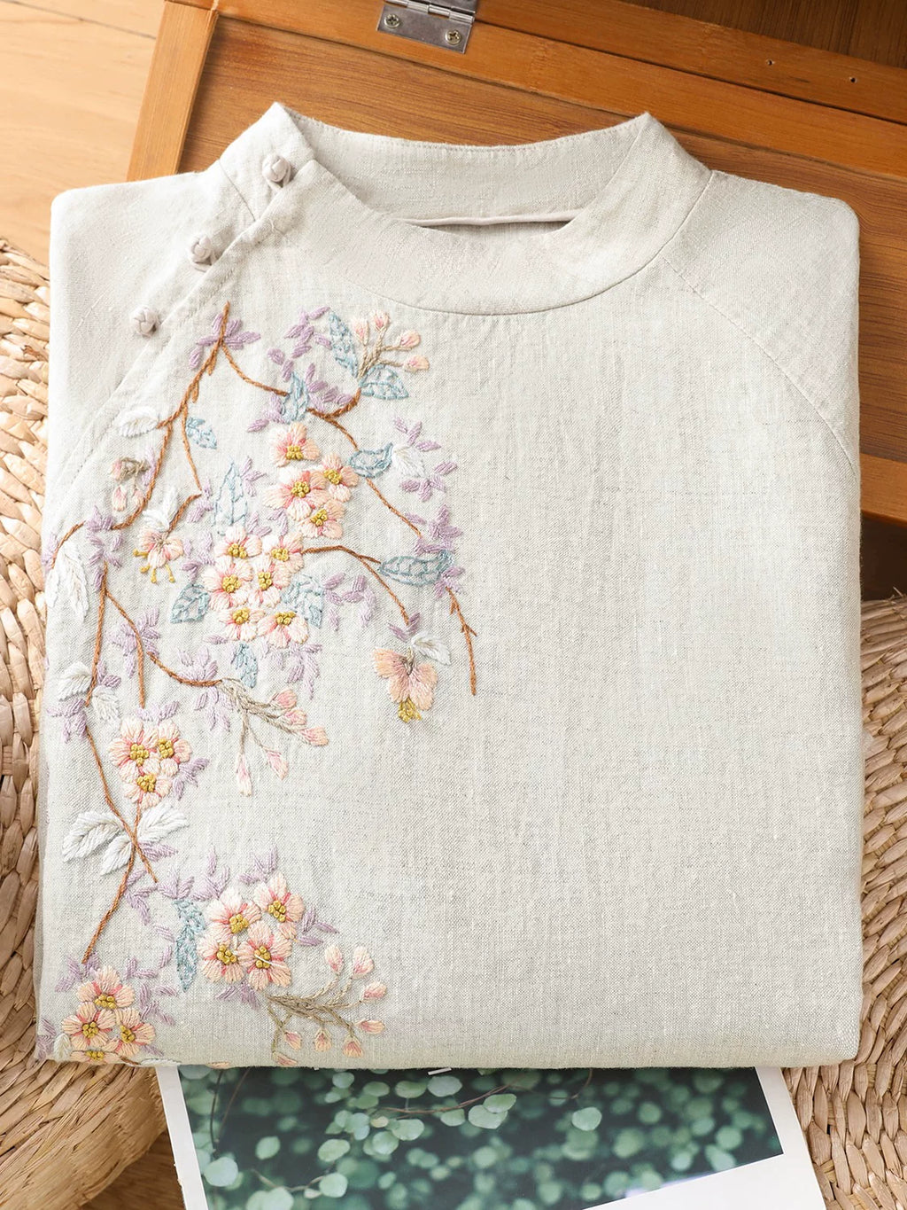 Embroidered Cotton Linen Three Quarter Sleeve Shirt