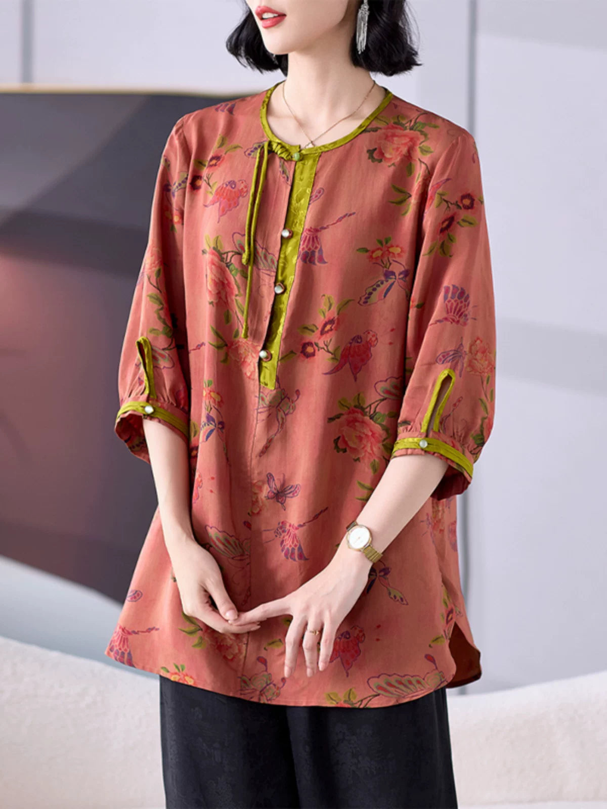 Viscose Blouse with Floral Print & Contrast Trim