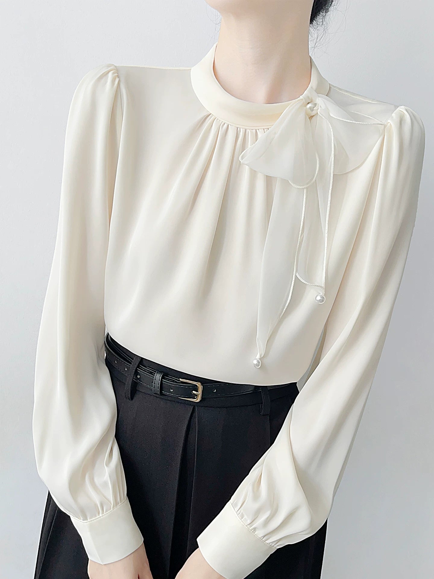 Relaxed Blouse with 3D Bow & Pearl Tie Detail