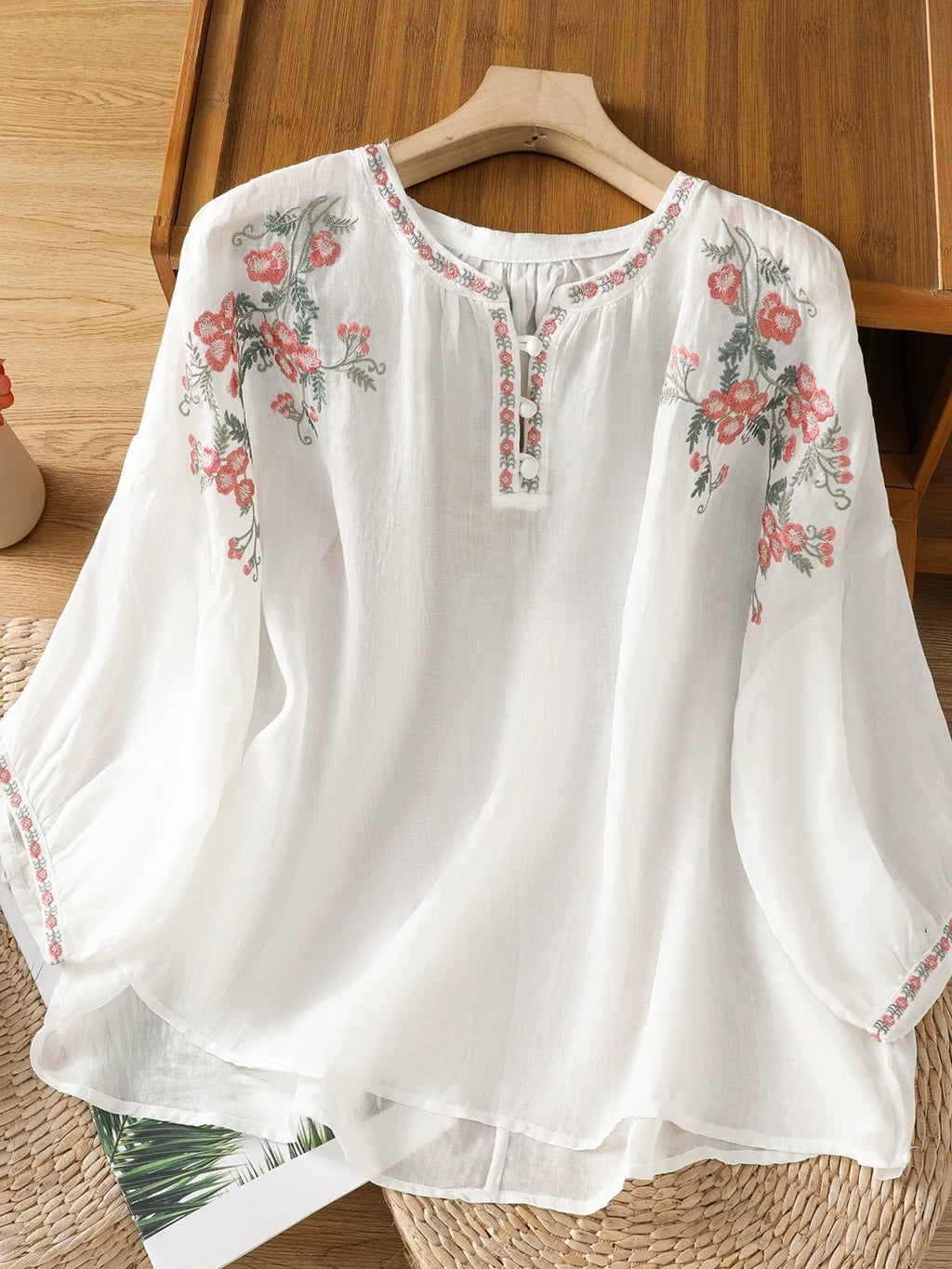 Embroidered Floral Top in Linen-Look Textured Fabric