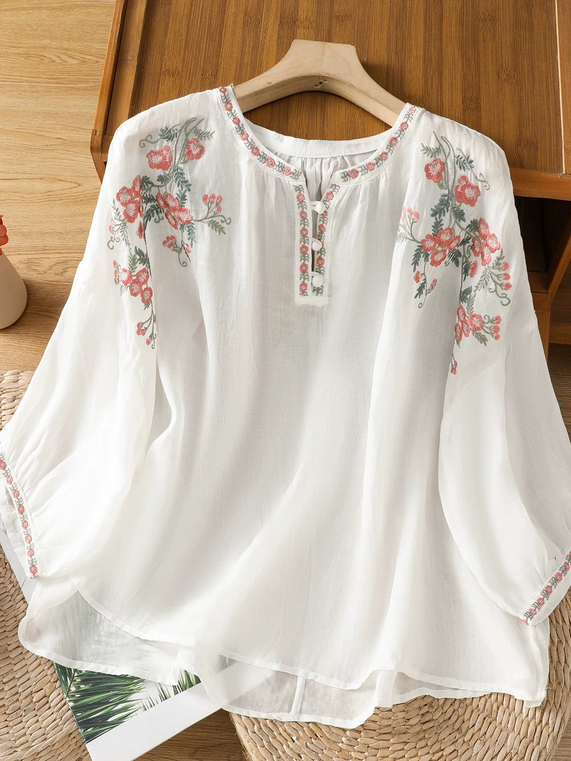 Embroidered Floral Top in Linen-Look Textured Fabric
