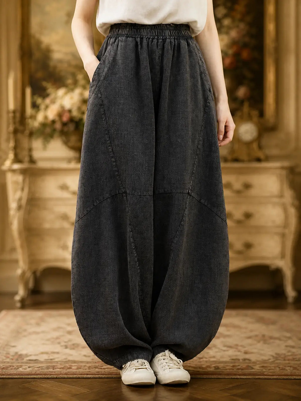 Balloon-Leg Cotton-Linen Pants with Elastic Waist - lifestyle view