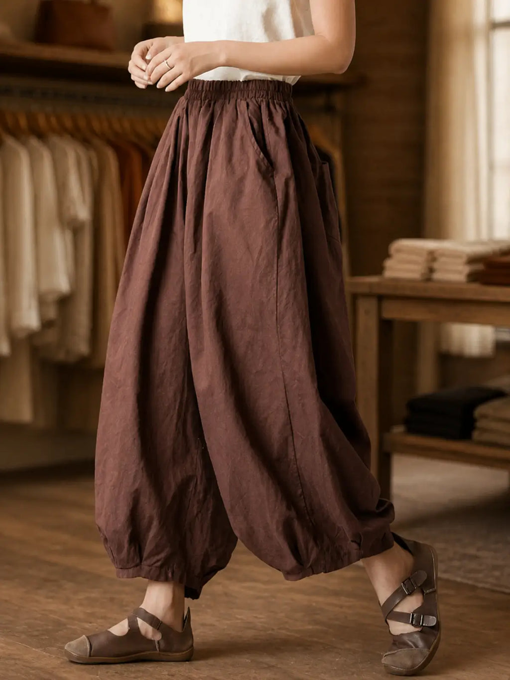Balloon-Leg Cropped Pants with Linen-Look Texture - full body view