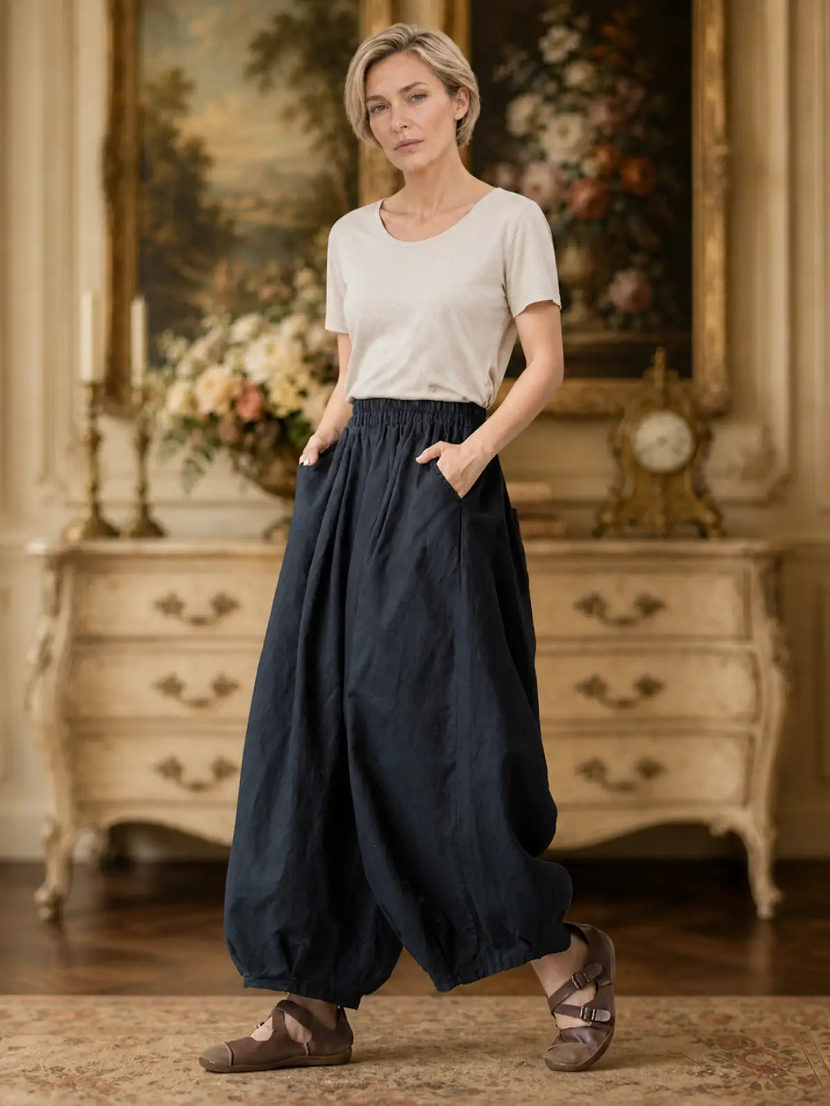 Balloon-Leg Cropped Pants with Linen-Look Texture - lifestyle view