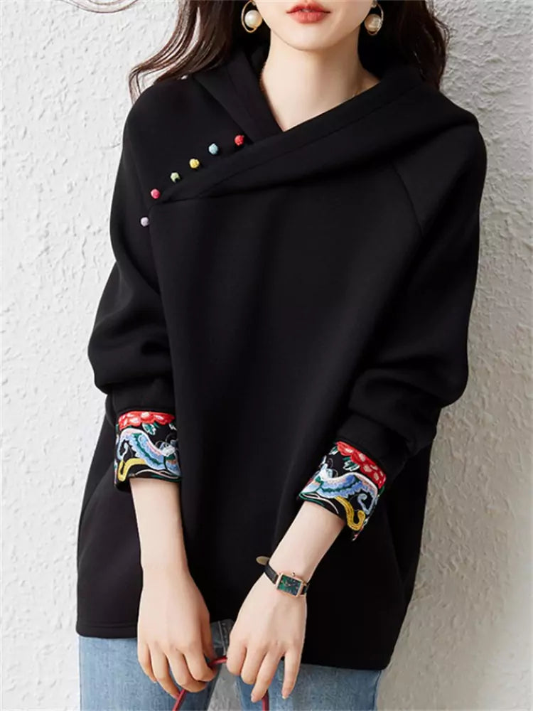 Schwarzes, luxuriöses Fleece-Sweatshirt mit Jacquard-Stickerei und Kapuze