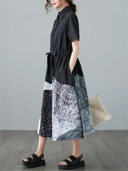 Schwarzes Hemdkleid mit Patchwork-Print und Bindegürtel