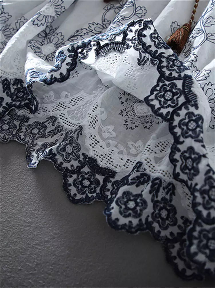 Boho-Leinenbluse mit übergroßen Laternenärmeln, Stickerei und Rüschen
