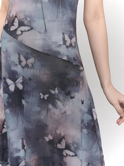 Vestido camisola asimétrico de malla con estampado de mariposas